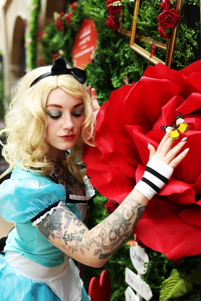  alice-wonderland-aubette-straasbourg-letstras-photos